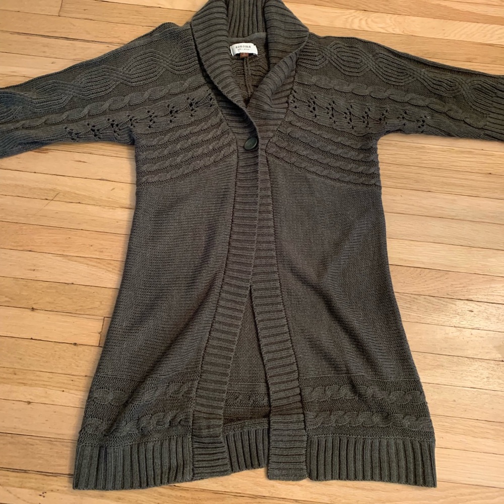 Long loden green cardigan sweater. Size XL